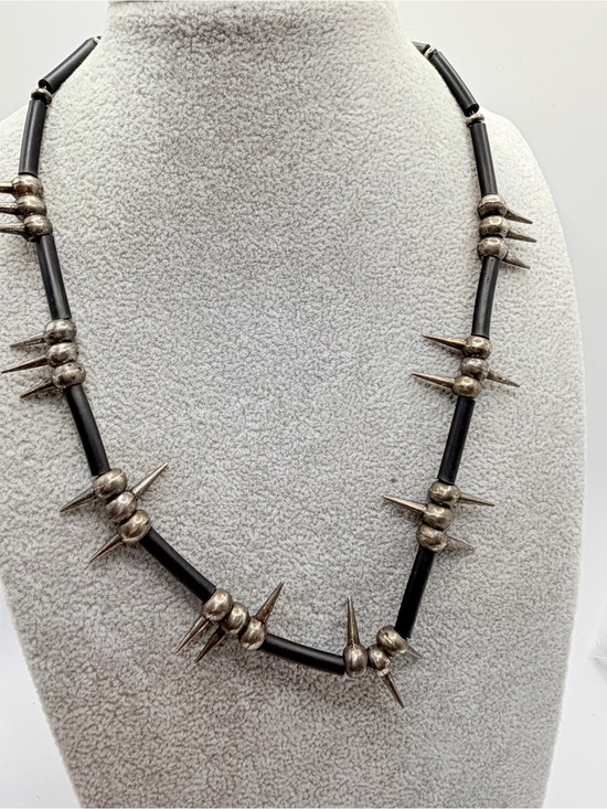 Jewelry - Black and Silver Spike Bead Necklace for Women